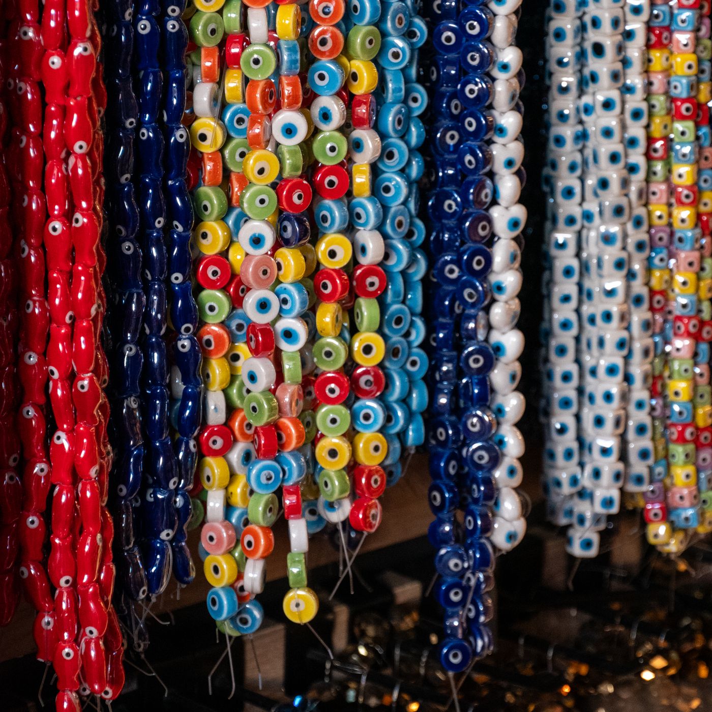 Pebble Pendant — detail