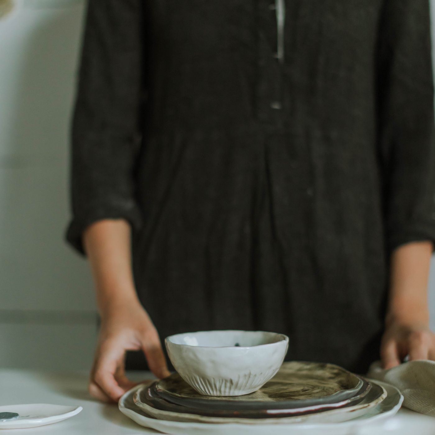 Shallow Serving Dish — detail