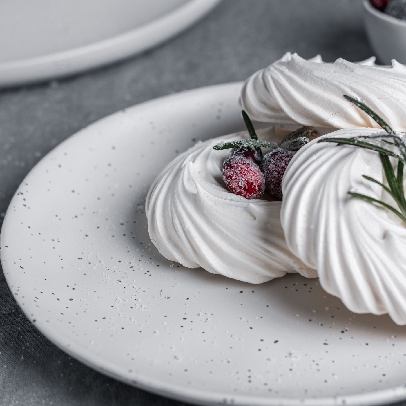 Breakfast Plate &amp; Bowl Set — detail